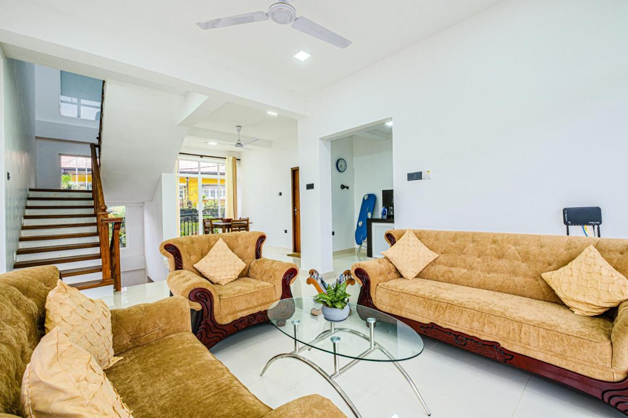 Queens Mount Ridge Kandy Exterior foto